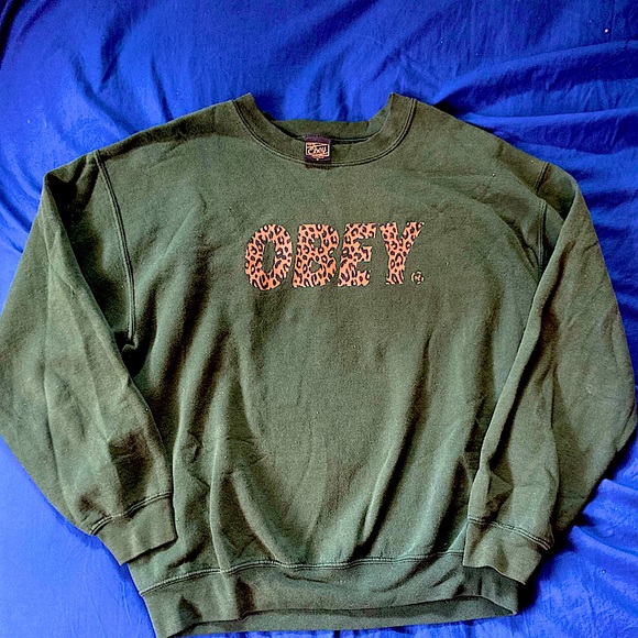 OBEY size M pullover - Picture 1 of 2